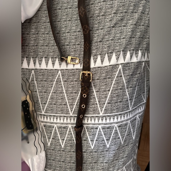 Non branded strap - Picture 1 of 2